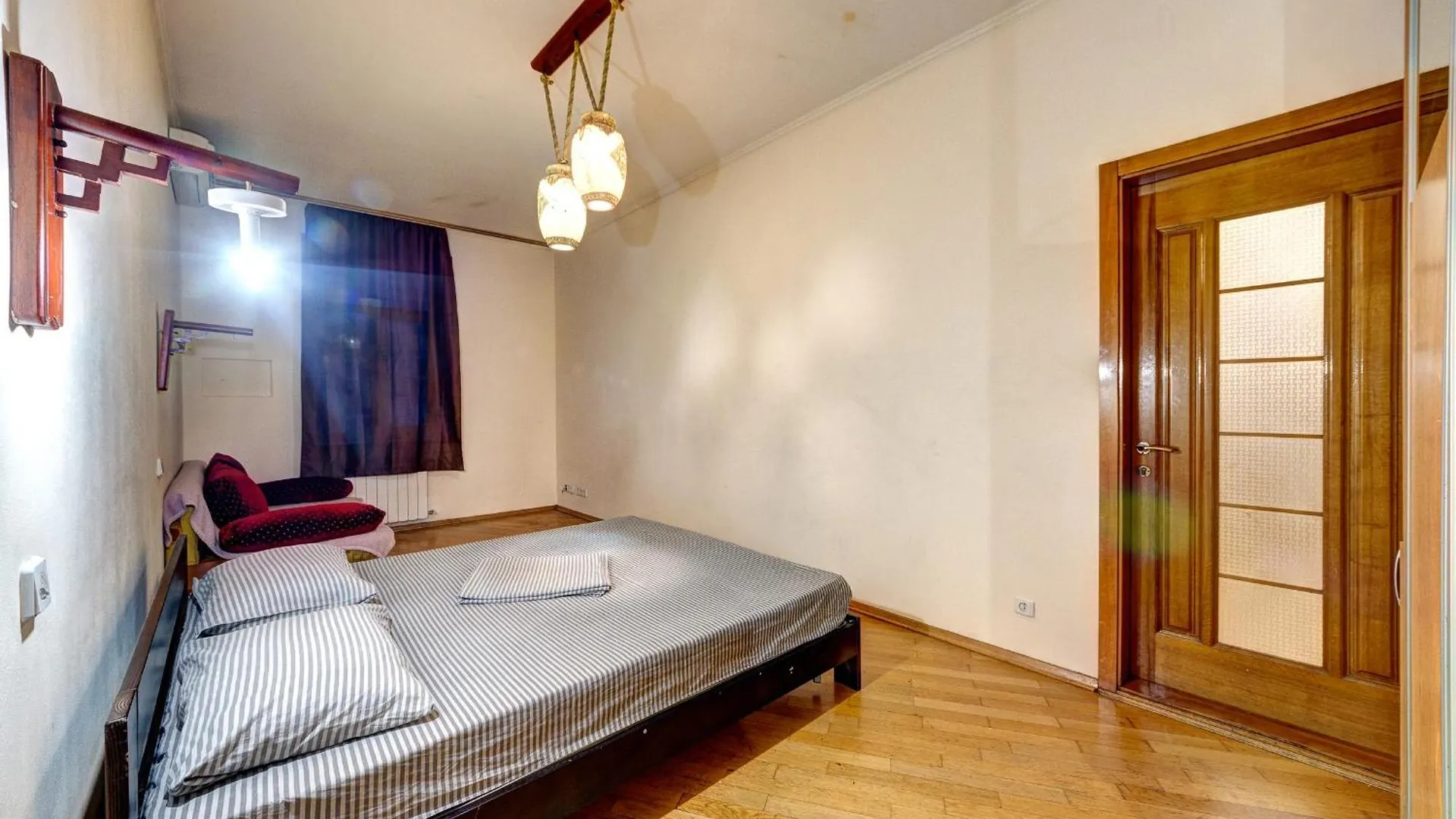Apartament Апартаменти 3-Кімнатні, Метро Палац Спорту Kijów
